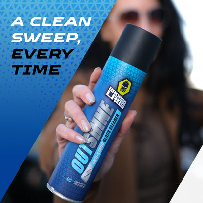 Outshine - Спрей с активна пяна с антистатичен ефект за почистване на стъклени повърхности.