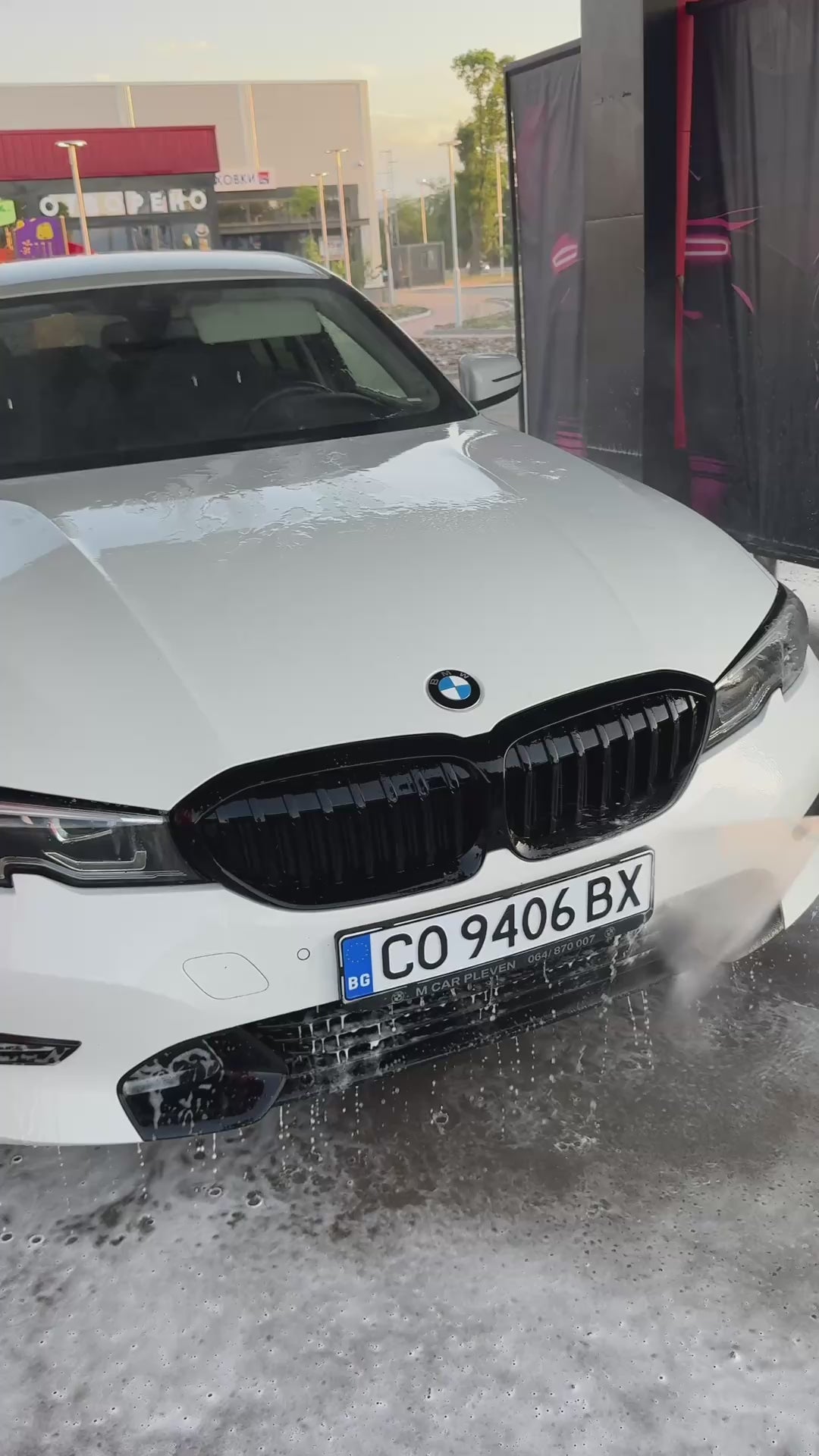 Качете видеоклип: 